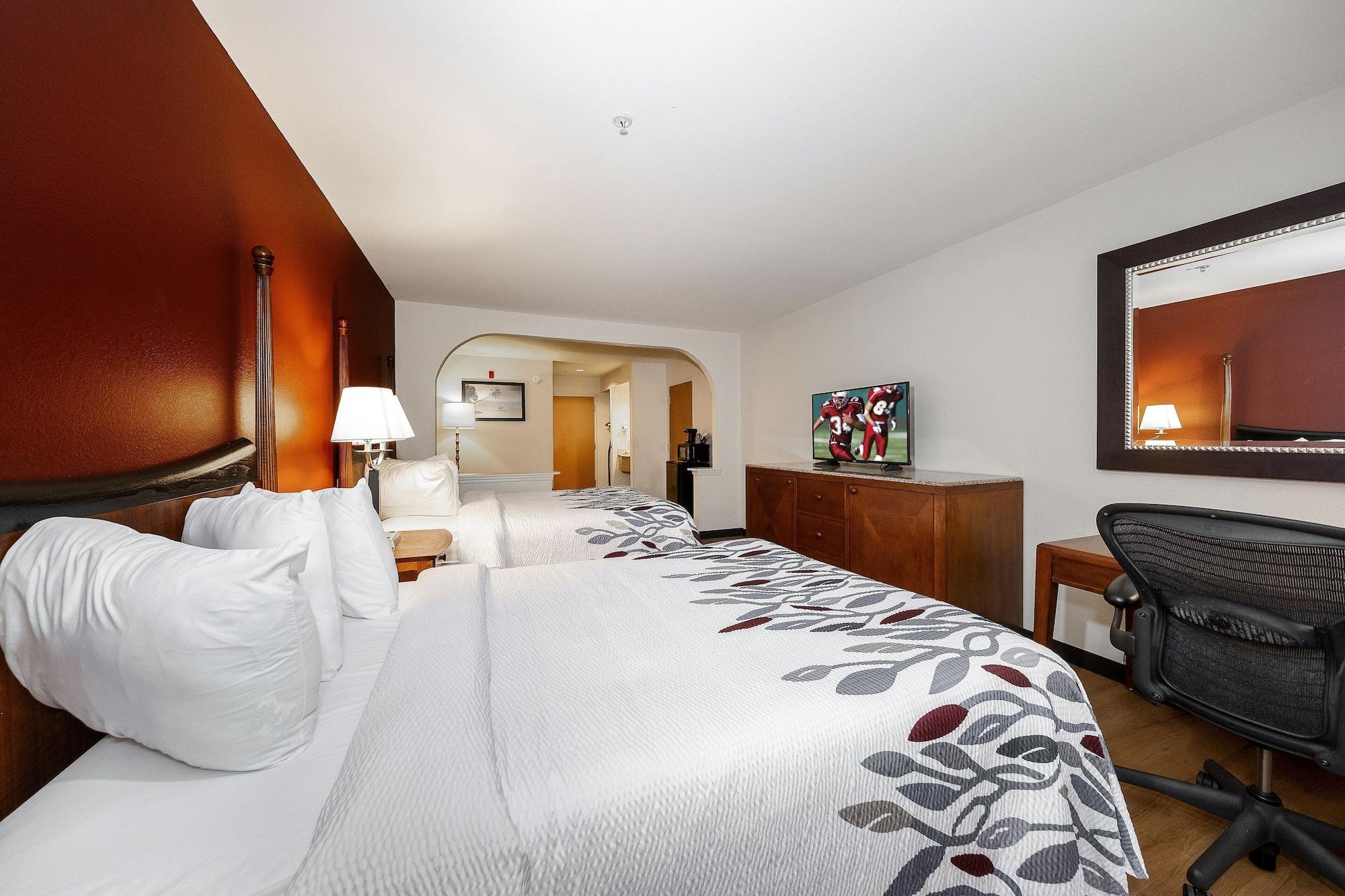 Red Roof Inn & Suites Biloxi - Ocean Springs Esterno foto