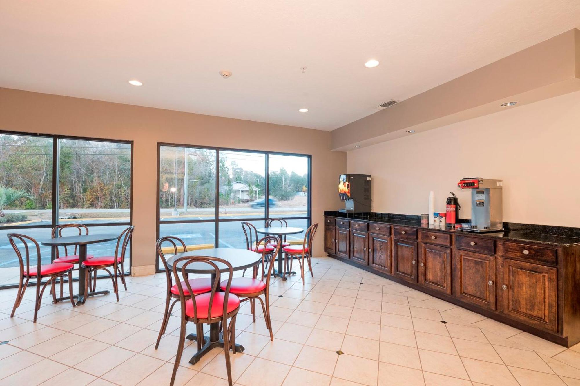 Red Roof Inn & Suites Biloxi - Ocean Springs Esterno foto