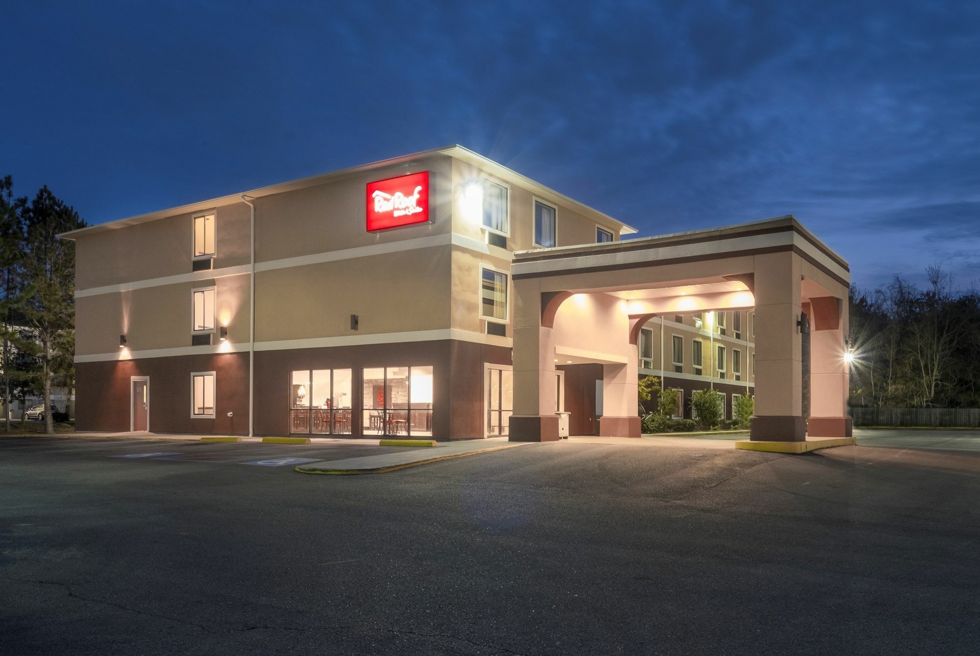 Red Roof Inn & Suites Biloxi - Ocean Springs Esterno foto