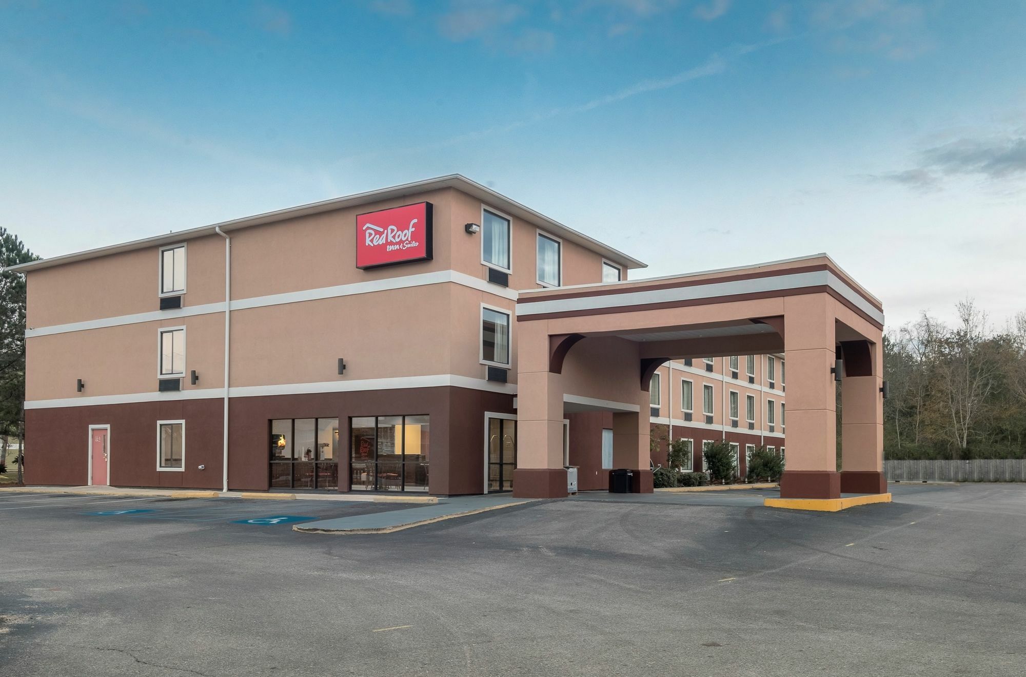 Red Roof Inn & Suites Biloxi - Ocean Springs Esterno foto